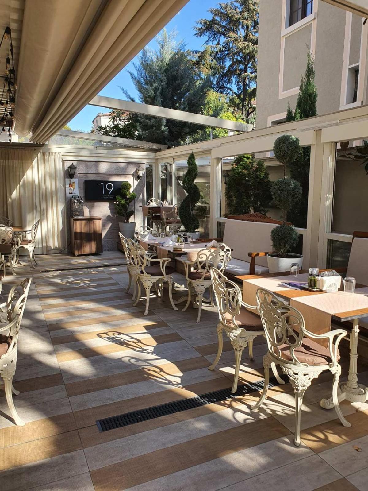 Residence City Garden - Certificate Of Excellence Top 10 Best Five-Stars City Hotels For 2024 Awarded By Htif Пловдив Экстерьер фото